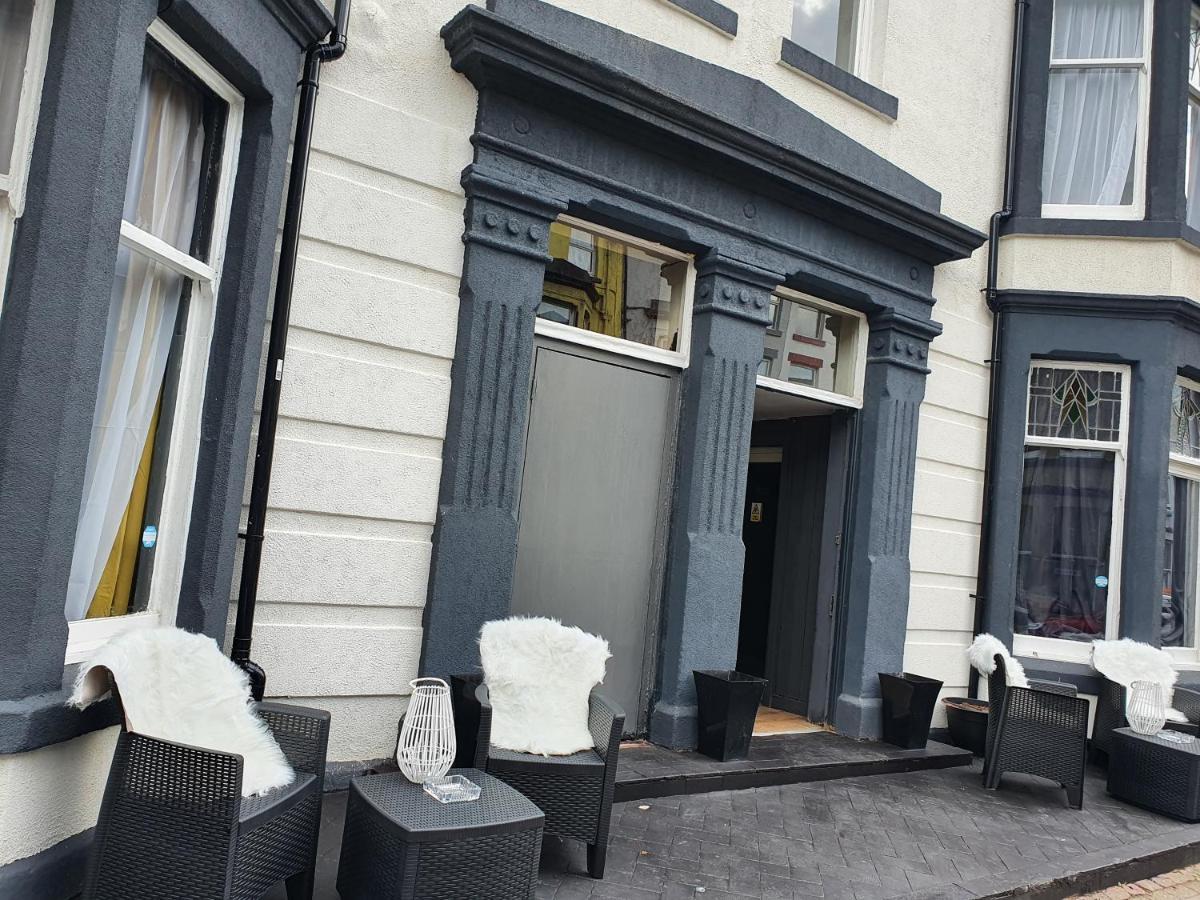 Balkan Hotel Blackpool Exterior photo